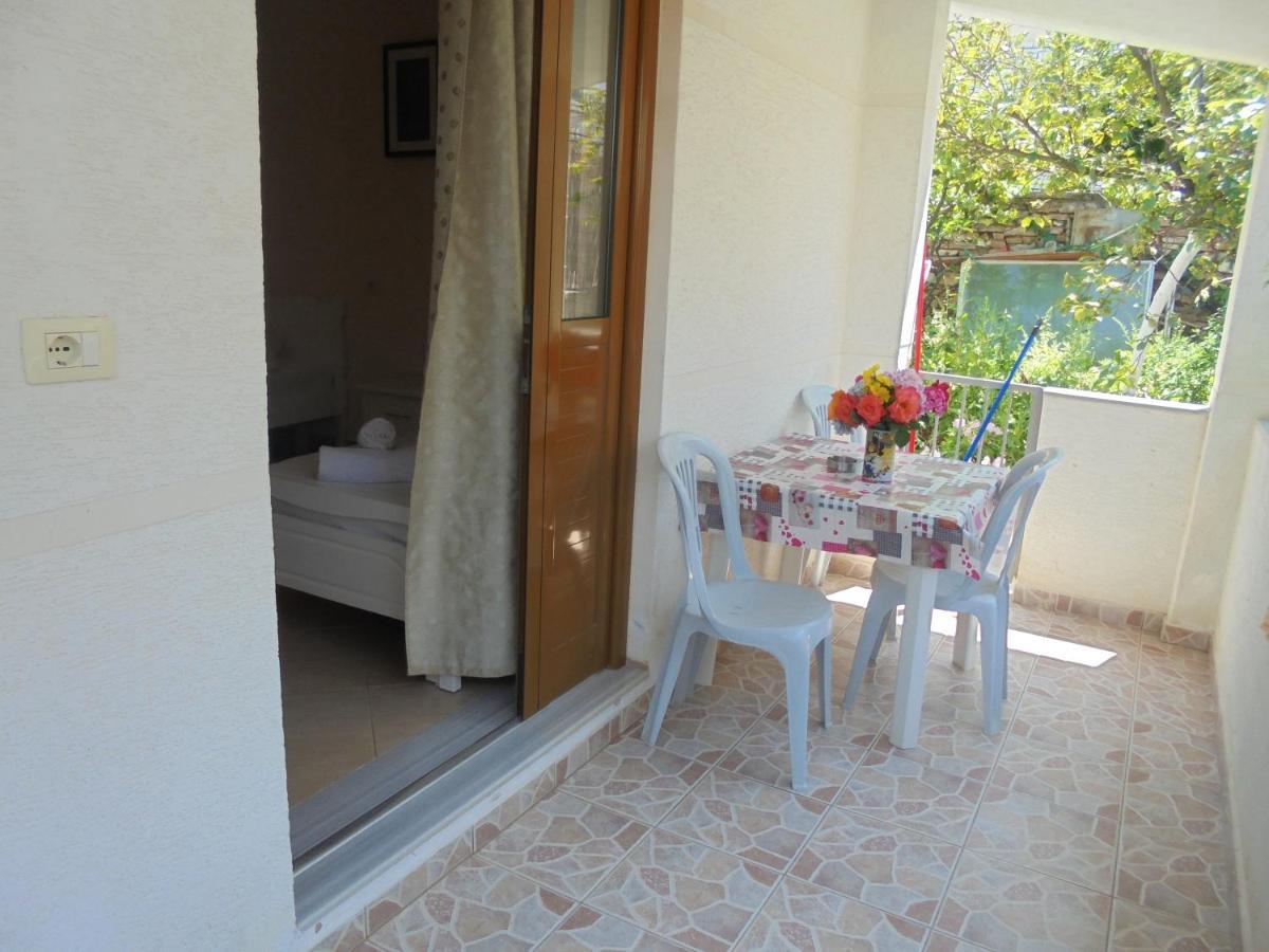 Zacaj Hotel Ksamil Buitenkant foto