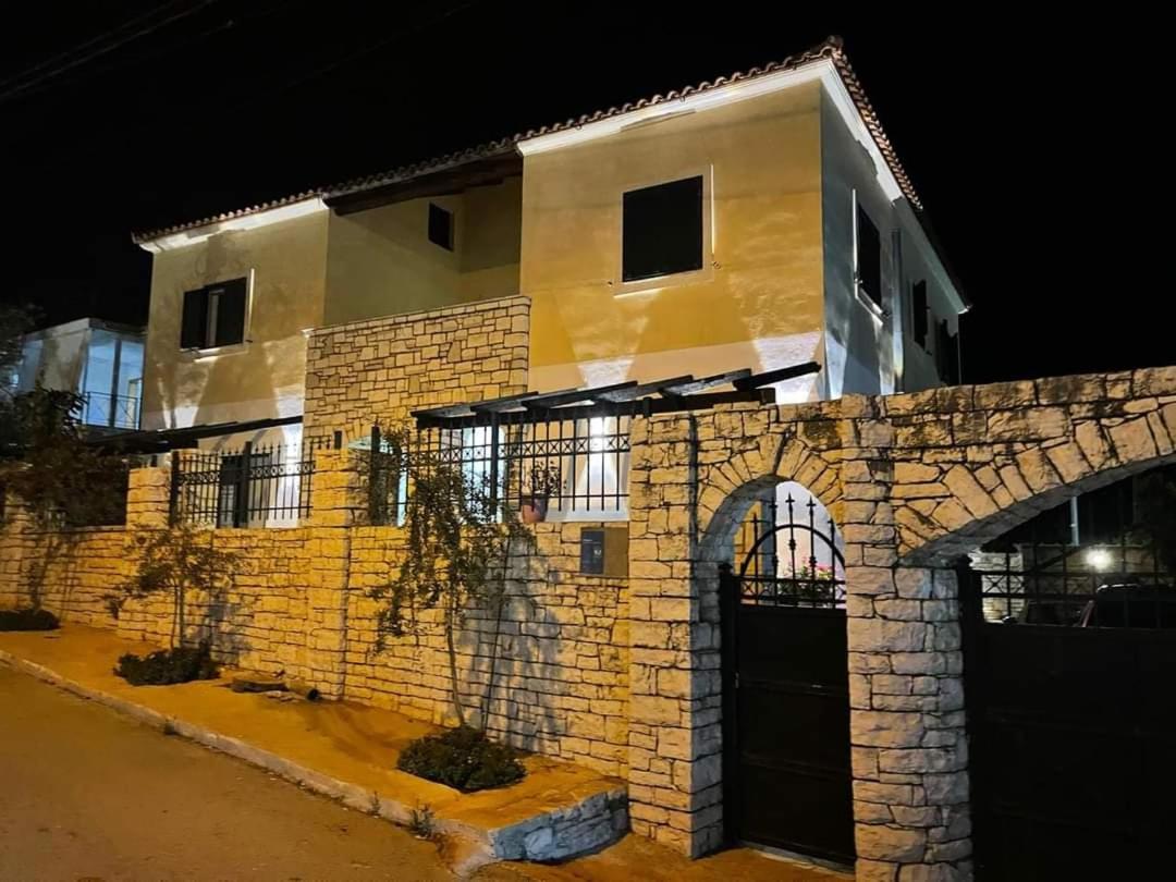 Zacaj Hotel Ksamil Buitenkant foto